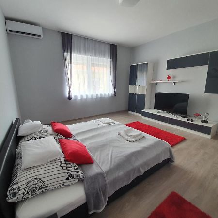 Flamingo Apartment Sárvár Eksteriør billede