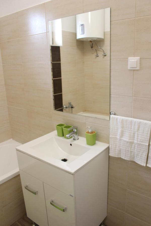 Flamingo Apartment Sárvár Eksteriør billede
